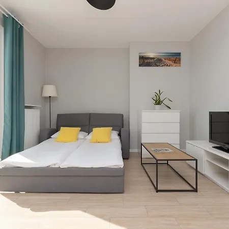 Beautiful & Quiet Szeligowska By Renters *