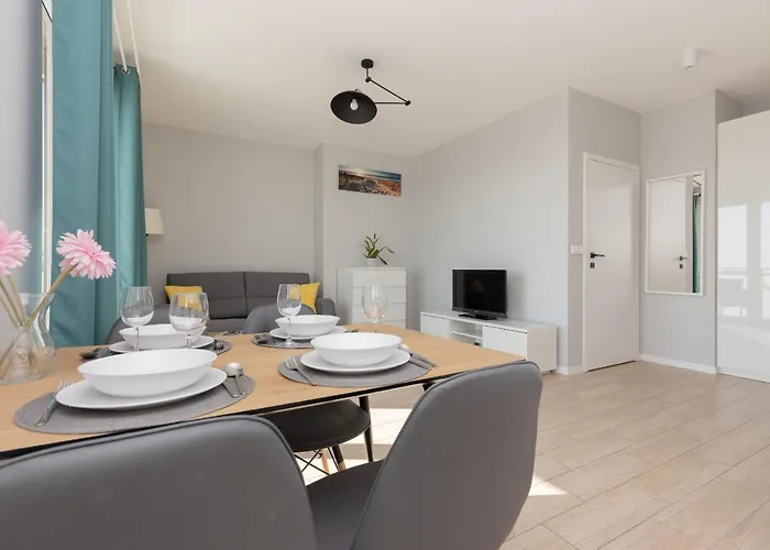 Beautiful & Quiet Szeligowska By Renters Apartmán *