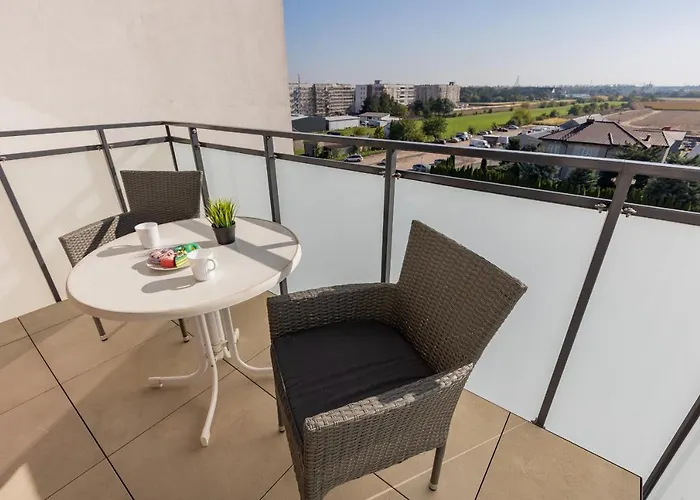 Beautiful & Quiet Szeligowska By Renters *