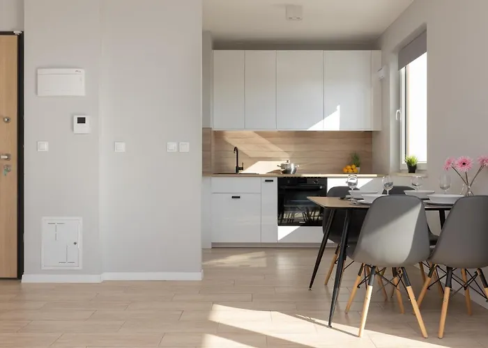 Beautiful & Quiet Szeligowska By Renters Apartmán *